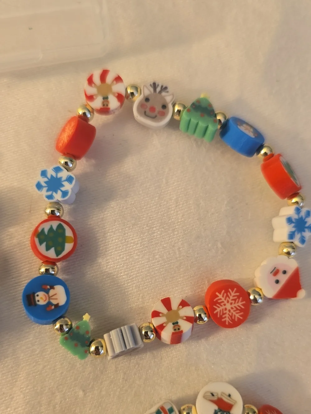 Kids Festive Holiday Beaded Stretch Bracelets - Set of 5 New